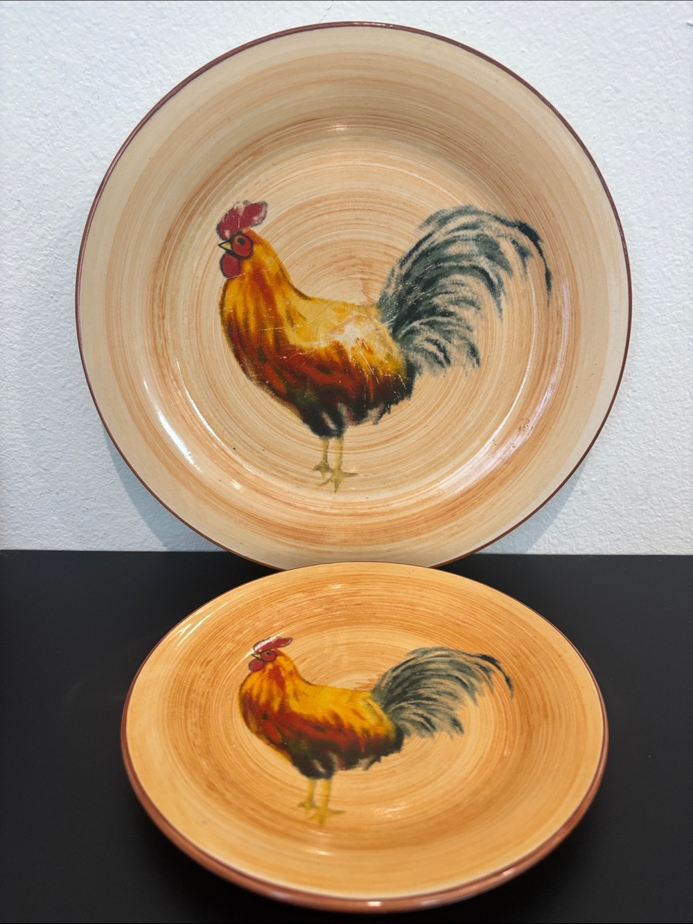 Oneida Casual Settings "Morning Rooster" 2-Piece Plate Set (Dinner & Salad/Bread